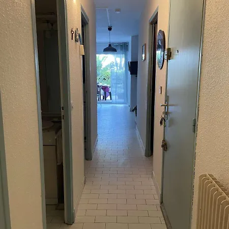 Rdc à Port Camargue - 6 Couchages, Accès Direct Plage, Parking, Jardin - Fr-1-250-263 *