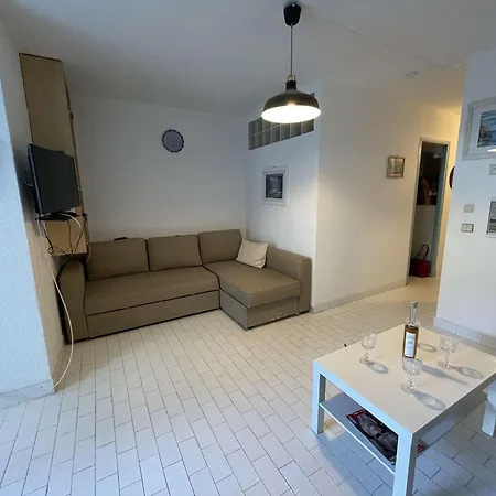 Rdc à Port Camargue - 6 Couchages, Accès Direct Plage, Parking, Jardin - Fr-1-250-263 Le Grau-du-Roi