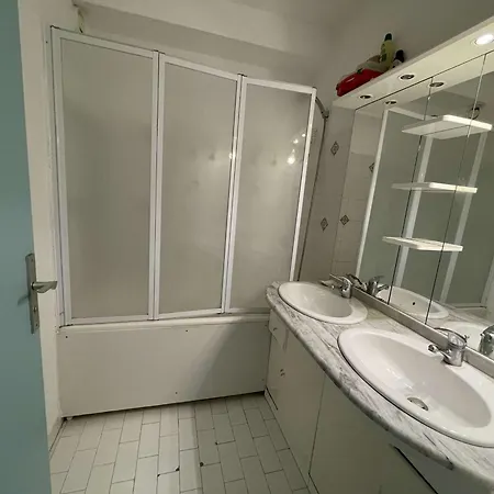 Apartamento Rdc à Port Camargue - 6 Couchages, Accès Direct Plage, Parking, Jardin - Fr-1-250-263