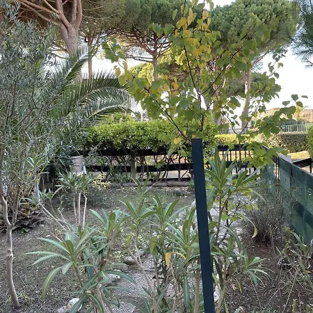 Rdc A Port Camargue - 6 Couchages, Acces Direct Plage, Parking, Jardin - Fr-1-250-263 Daire
